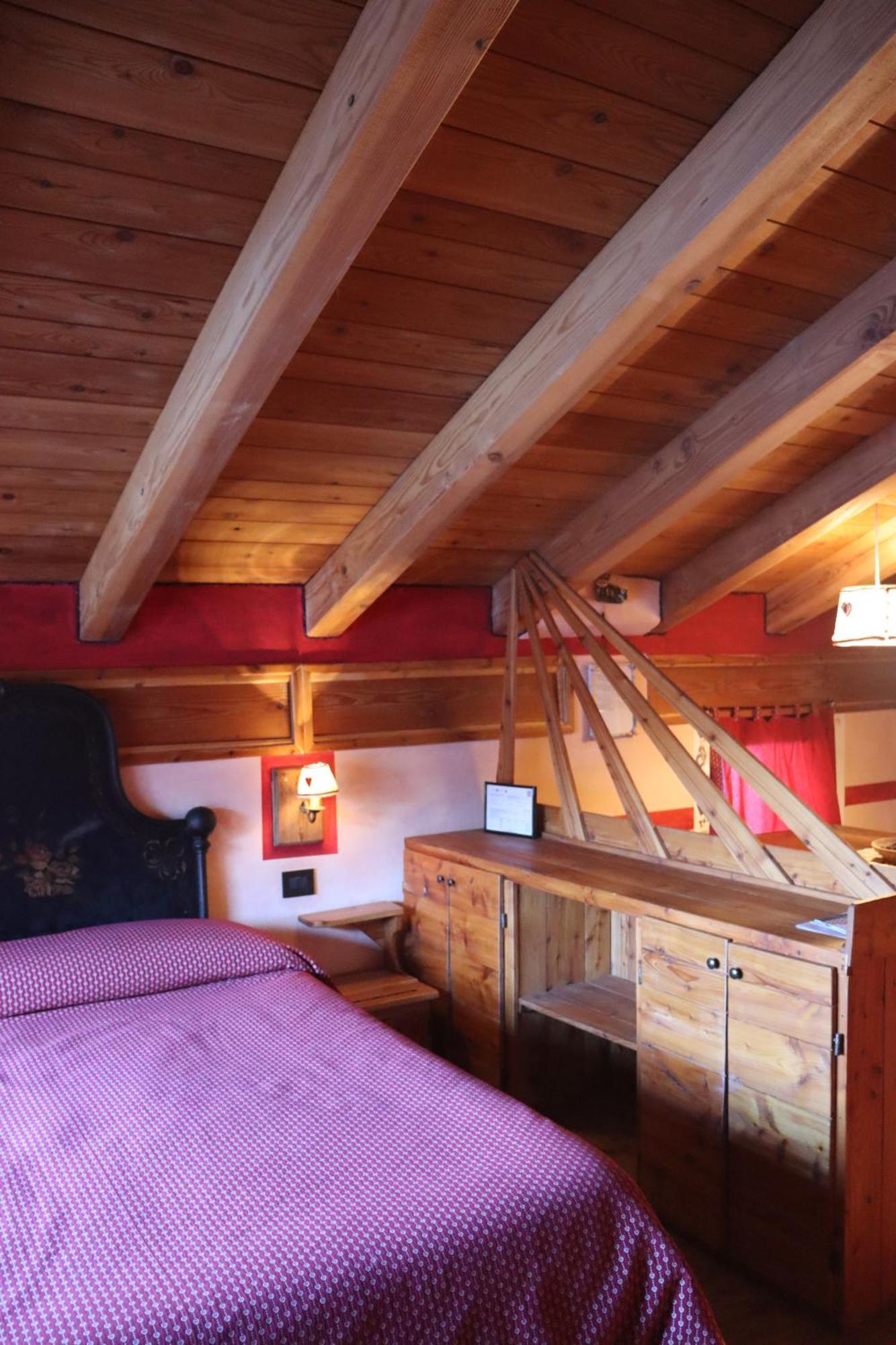 シャルヴェンソド アグリツーリズモ B＆B シェーヴル ア シュヴァル Bed & Breakfast エクステリア 写真